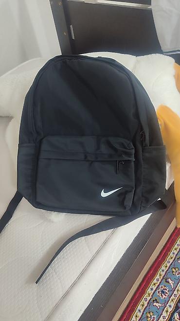 большие зонты: Рюкзак Nike (черный)

малиньки 
 
удобный для 1 Кл 2 — 2