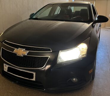 chevrolet cruze satilir: Chevrolet Cruze: 1.4 l | 2011 il | 180000 km Sedan