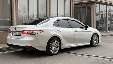Toyota: Toyota Camry: 2019 г., Автомат, Бензин, Седан — 5