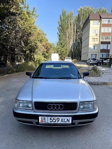 x treil: Audi 80: 1992 г., 2 л, Механика, Бензин, Седан — 1