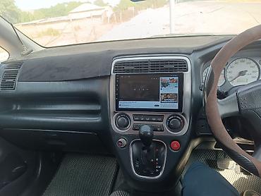 bmw 320i: Honda Stream: 2001 г., 2 л, Автомат, Бензин, Минивэн — 4