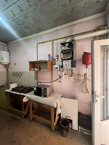 Продажа коттеджей и домов: Продается!Просторный частный дом с большим навесом во дворе - Уютный — 31