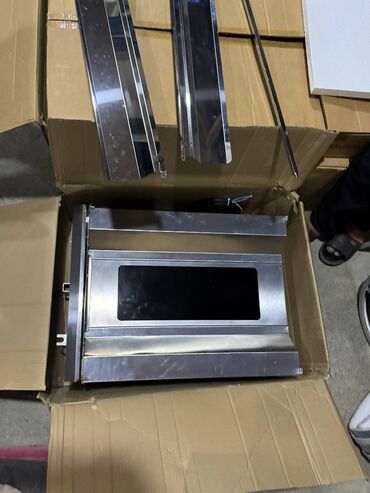 Digər soyuducu avadanlığı: Tam ideal vəziyyətdə Dönər aparatı, soyuducu, toster, salat stolu — 6