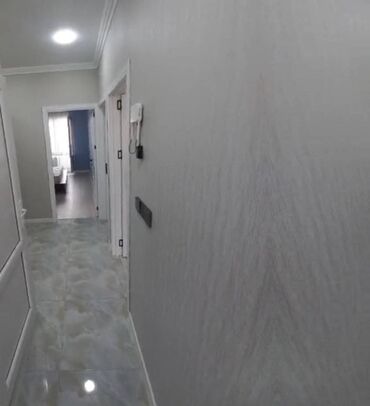 Köhnə tikili: TECILI SATILIR Azadliq metrosuna yaxin 3 otaq bina evi 9/9 temirli — 14