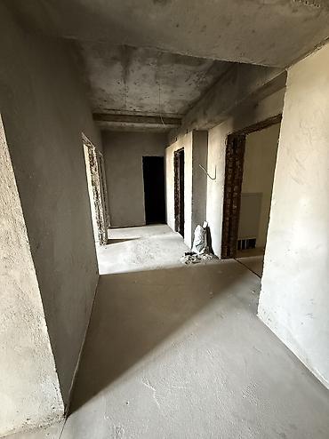 Продажа квартир: 3 комнаты, 90 м², Элитка, 9 этаж, ПСО (под самоотделку) at lalafo.kg — 13 Продажа квартир: 3 комнаты, 90 м², Элитка, 9 этаж, ПСО (под самоотделку) — 13