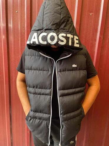 Prsluci: Puf prsluci sa kapuljačom – različiti modeli i brendirani dizajn. - — 9