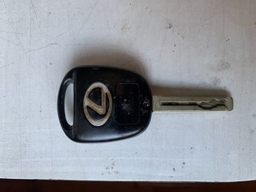 запчасти на лексус rx300 в Кыргызстан | Автозапчасти: Чип ключ original Lexus rx300 Можно прошит под свою машину