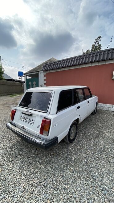 фольксваген поло новый кузов: VAZ 2104 universal, ağ rəng. - Kuzov: 5 qapı, geniş yük bölməsi, arxa