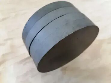 Ostali pribor i dodaci za alate: -Cena magneta je po komadu i u milimetrima . -Magneti kod mene su — 7