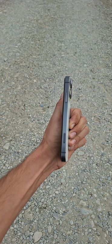 Apple iPhone: IPhone 11, 128 GB, White Titanium — 8