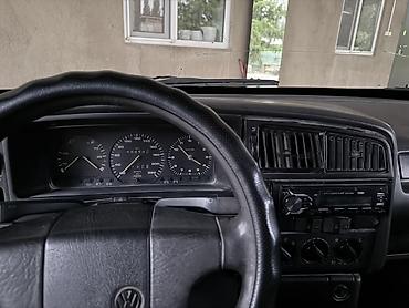 Продажа авто: Volkswagen Passat: 1989 г., 1.8 л, Механика, Бензин, Седан — 5