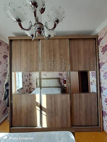 divar skaflari: Geniş ölçülü sürgülü qapılı dolab - Material: Ağac teksturalı — 1