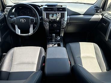 alba: Toyota 4Runner: 2022 г., 4 л, Автомат, Бензин, Внедорожник — 5