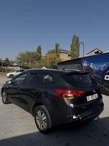 манас матиз: Kia Ceed: 2015 г., 1.4 л, Механика, Газ, Универсал — 3