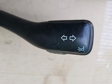 Другие детали рулевой части: Подрулевой переключатель поворотников Audi A6 C5, Audi A3, TT, A2 — 8