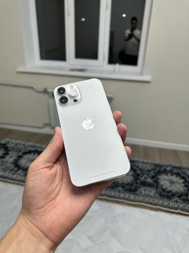 Apple iPhone: IPhone 13 Pro Max, Б/у, 512 ГБ, Белый, Защитное стекло, Чехол, 89 %