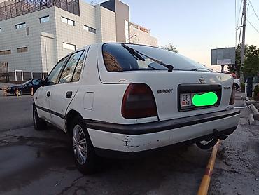 сания: Nissan Sunny: 1991 г., 1.6 л, Механика, Бензин, Седан — 2
