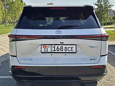 bz3: Toyota bZ3X: 2026 г., Автомат, Электромобиль, Кроссовер — 3