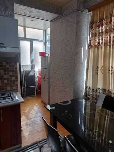 Uzunmüddətli kirayə mənzillər: Binəqədi rayonu,9 mkr,Zərifə göz xəstəxanası ilə üzbəüz,18 -da lalafo.az — 9 Uzunmüddətli kirayə mənzillər: Binəqədi rayonu,9 mkr,Zərifə göz xəstəxanası ilə üzbəüz,18 — 9