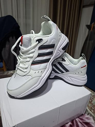 Мужские кроссовки, 43, Adidas, Новый, цвет - Белый, Самовывоз