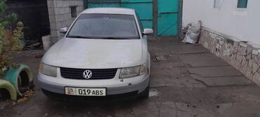 1 6 абу: Volkswagen Passat: 1997 г., 1.6 л, Механика, Бензин, Седан