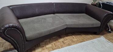 Sofe i kaučevi: Vrhunski cetvorosed koža -  mebl. Ovalnog dizajna jako zanimljiva — 11