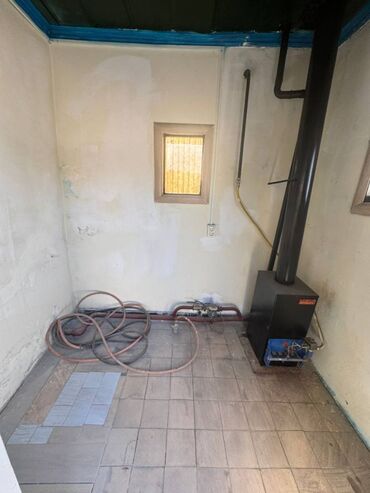 Склады и мастерские: Сдаётся помещение 142 м² 📍 Ул. Кара-Балтинская (пересечение с ул — 11