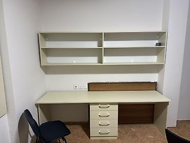 metal şkaf: Ofis mebel dəsti. İki ədəd kompyuter masası bir ədəd sənəd skafı bir — 5