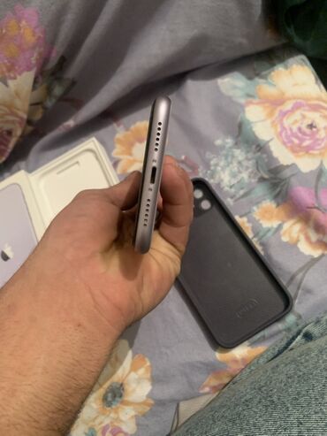 Apple iPhone: IPhone 11, Face ID — 5