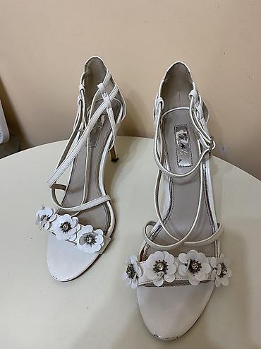 crocs 36: Мужские ботинки, 40.5, Classica, Б/у, цвет - Белый, Самовывоз — 2