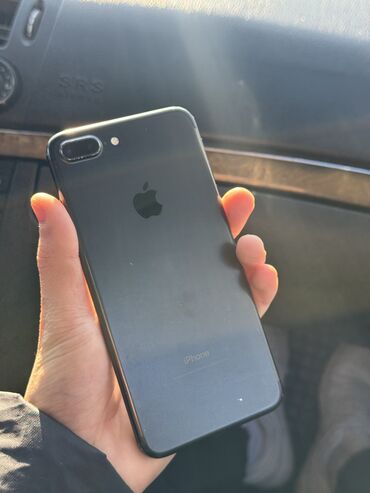 Apple iPhone: IPhone 7 Plus, Скидка 10%, 128 ГБ, Jet Black, Чехол, 100 %