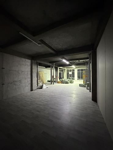 аренда витрина: Сдается коммерное помещение 130 м² на первом этаже современного жилого — 8