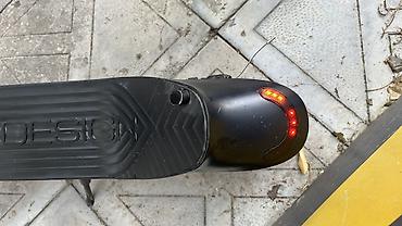elektrikli cros: MOMO Design elektrik skuteri – şəhər daxilində rahat və sürətli — 9