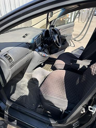 айни 95: Toyota WISH: 2005 г., 1.8 л, Автомат, Бензин, Универсал — 8
