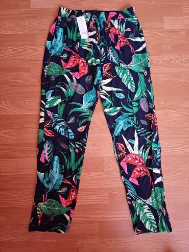 zara kozne pantalone: XL (EU 42), S (EU 36), M (EU 38)