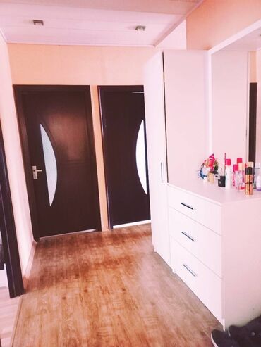 Köhnə tikili: Bakı, 4 otaqlı, Köhnə tikili, 90 kv. m -da lalafo.az — 10 Köhnə tikili: Bakı, 4 otaqlı, Köhnə tikili, 90 kv. m — 10