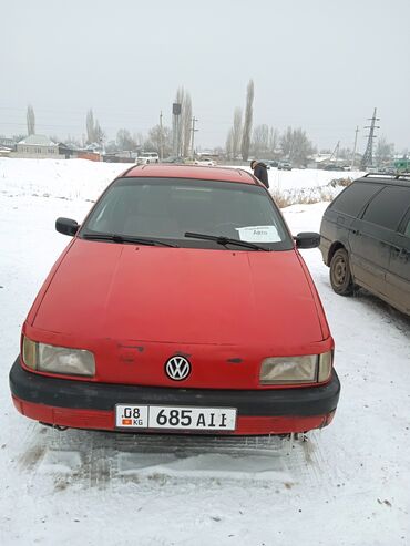 год 1989: Volkswagen Passat: 1989 г., 1.8 л, Механика, Газ, Седан