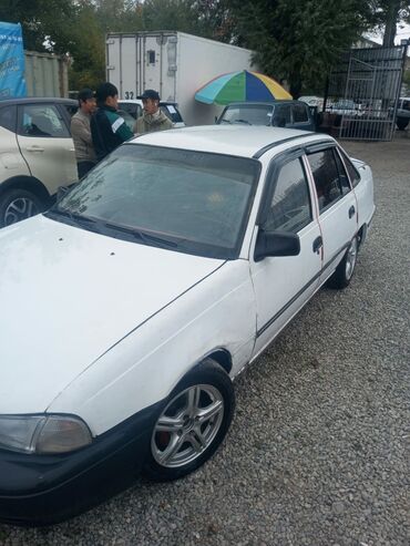 аваринные авто: Daewoo Nexia: 1998 г., 1.5 л, Механика, Бензин, Седан