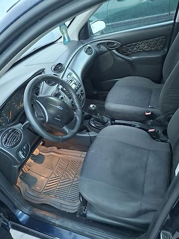 Продажа авто: Ford Focus: 2002 г., 1.6 л, Механика, Бензин, Хэтчбэк — 3