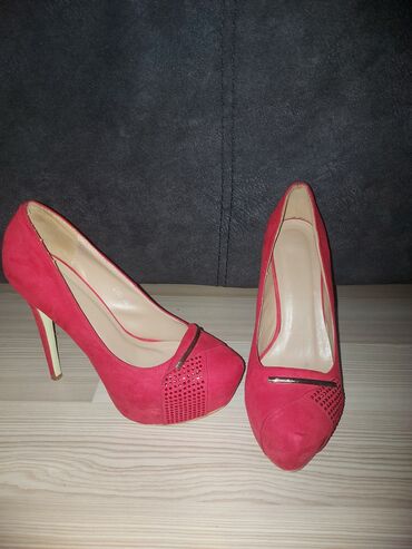 ciklama salonke: Pumps, 38