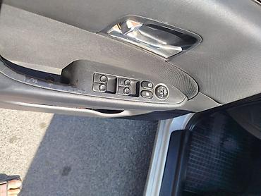 Hyundai: Hyundai i30: 1.6 l | 2008 il Hetçbek — 9
