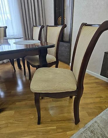 Klassik dizaynlı yemək otağı dəsti - Tərkib: 1 böyük düzbucaqlı masa