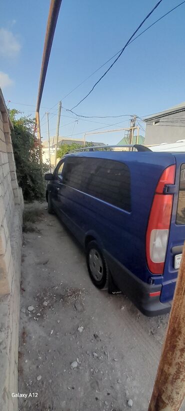 Mercedes-Benz: Mercedes-Benz Vito: 2.2 l | 2010 il Van/Minivan — 6