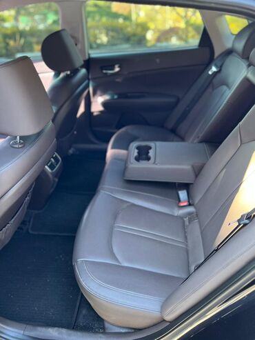 Kia: Kia K5: 2018 г., Бензин — 17