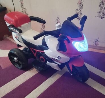 Nənnilər: Motosiklet 110 azn tecili satilir prablemsizdi 250 azn alinib bezi