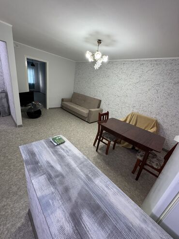 бокс для малярки: 2 комнаты, 42 м², Хрущевка, 3 этаж, Косметический ремонт