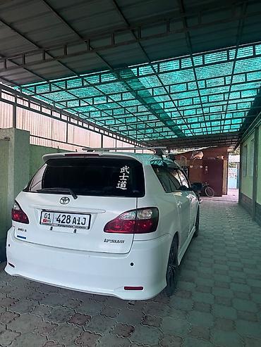 Toyota: Toyota Ipsum: 2004 г., 2.4 л, Автомат, Бензин, Минивэн — 5