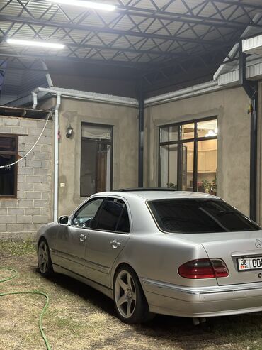 портерге матор: Mercedes-Benz E-Class: 2000 г., 5 л, Типтроник, Бензин, Седан