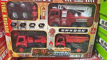 Игрушки: Игрушечные наборы для игры в стрелялки и гонки 1) Игровой набор — 10