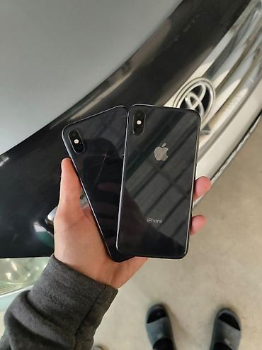 Apple iPhone: IPhone Xs — 2